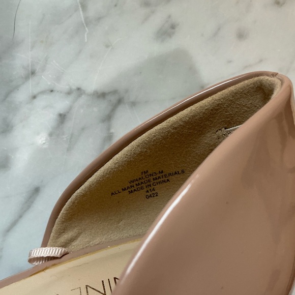 🖤 Nine West Patent Leather Tan / Nude Pump Heels - Size 7 - Picture 7 of 9